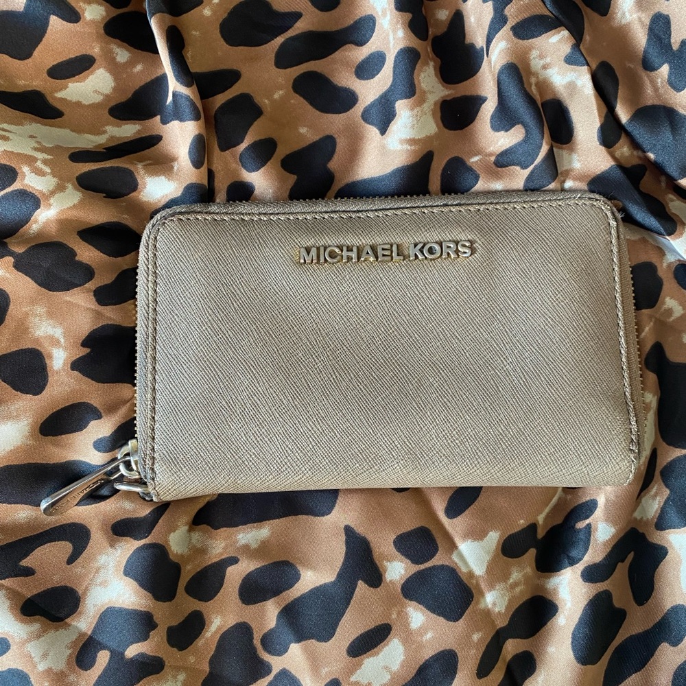 Michael Kors Tan Wallet